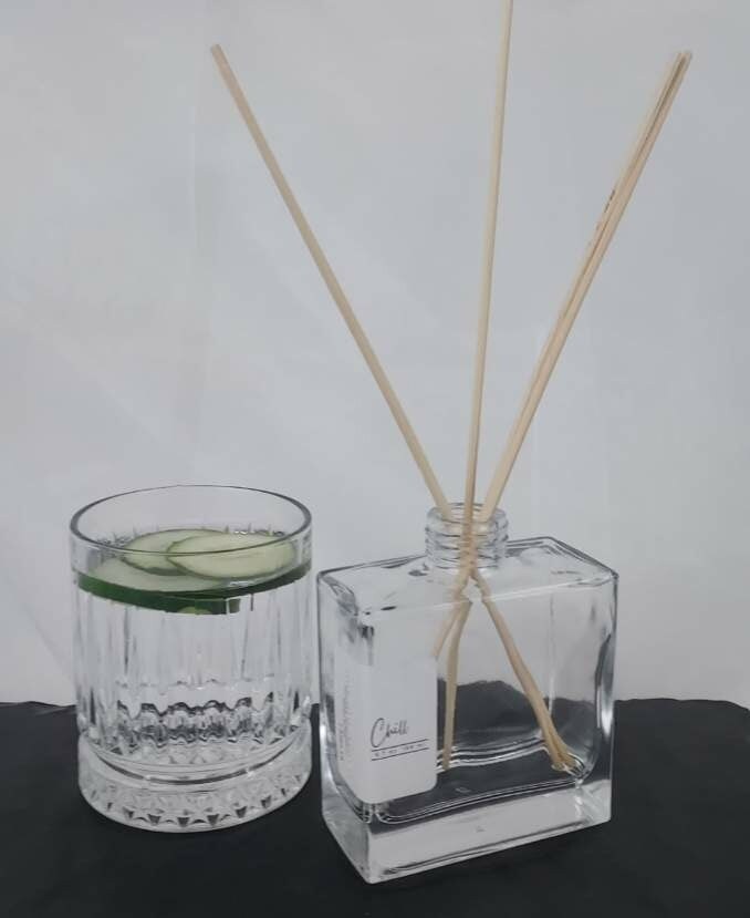 Chill scented Clear Square Reed Diffuser 6.7 oz