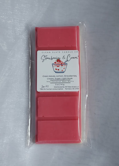 Strawberries & Cream Snap Bar